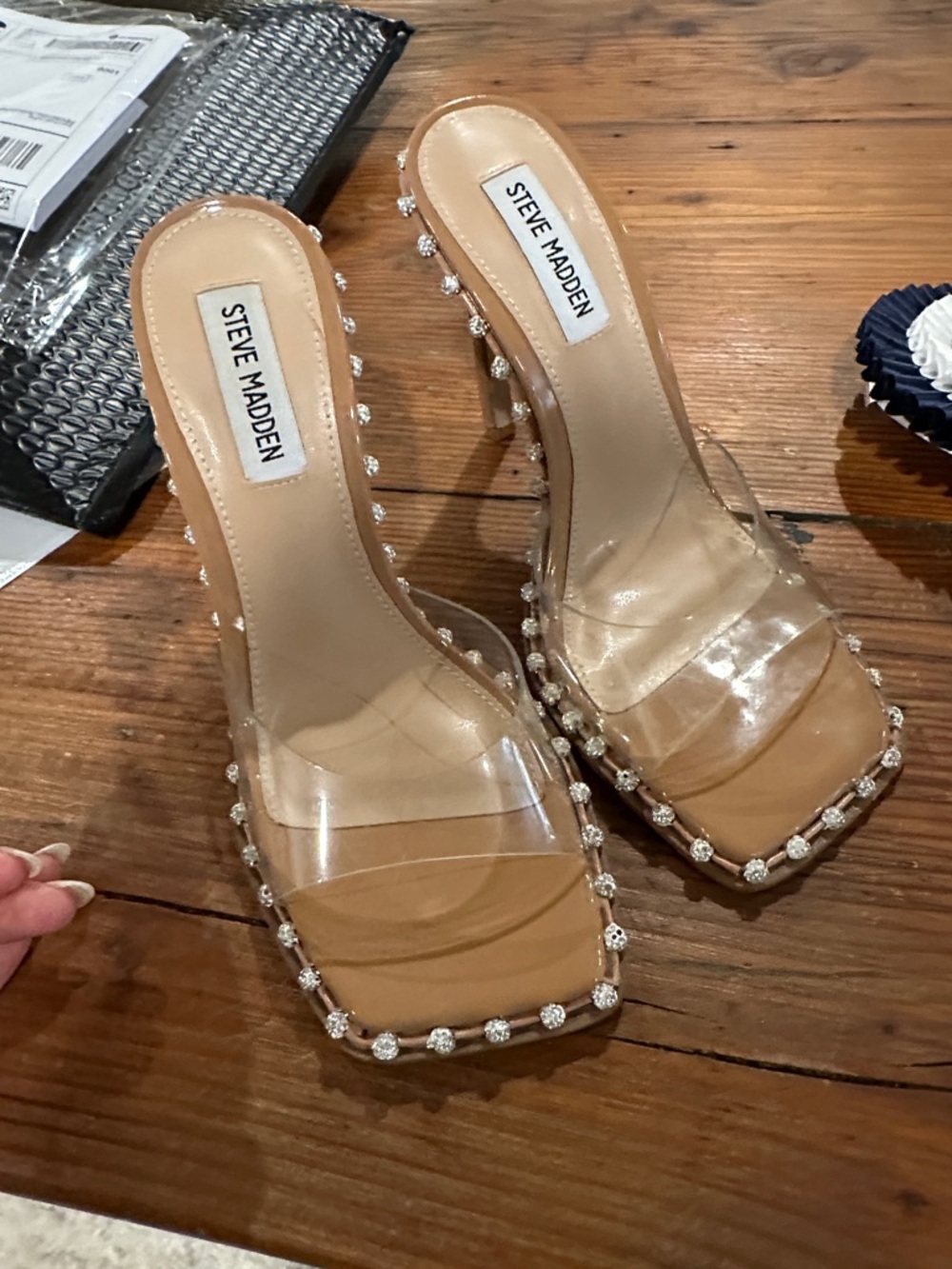 Steve Madden nude heels